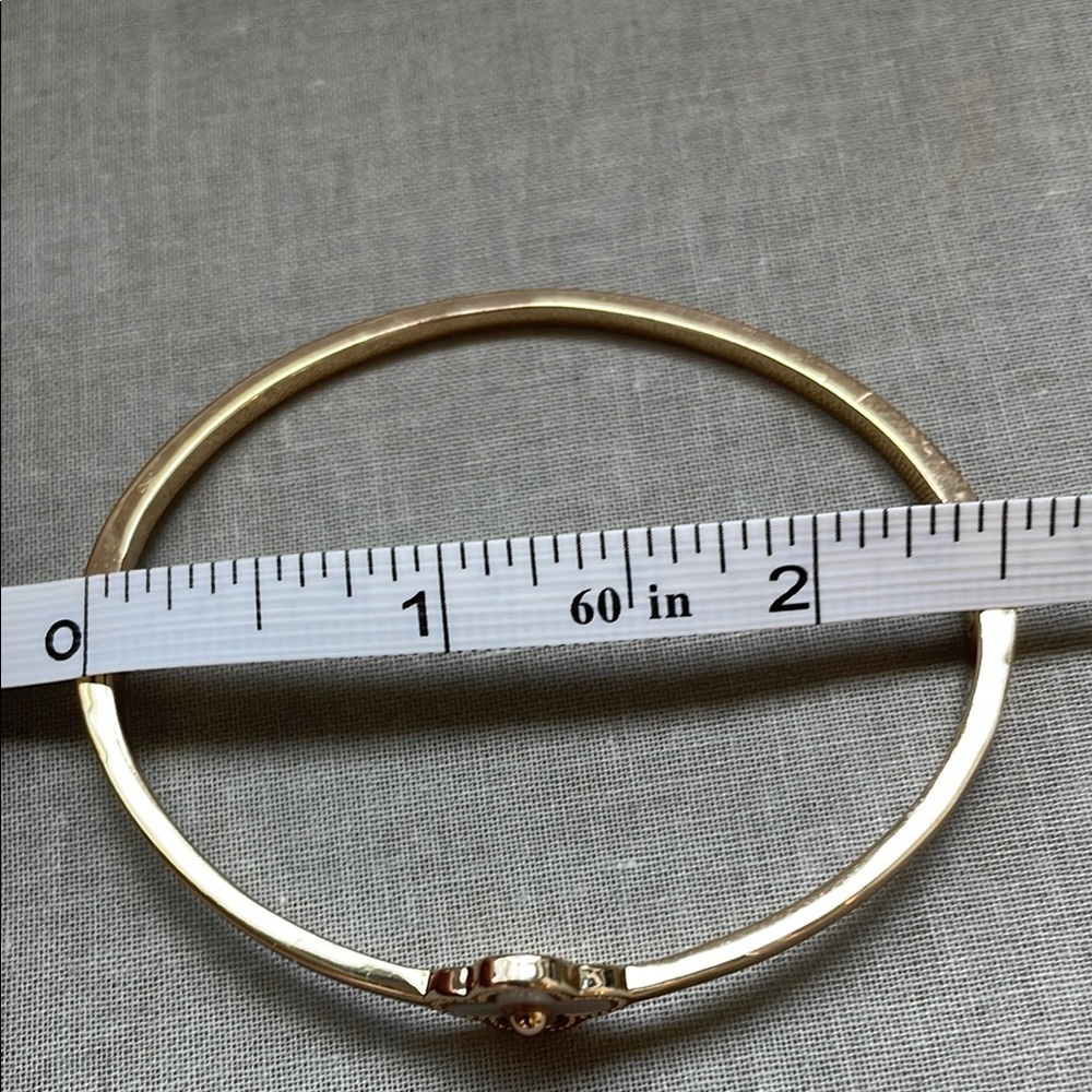 Clover Bracelet Bangle - Picture 7 of 9
